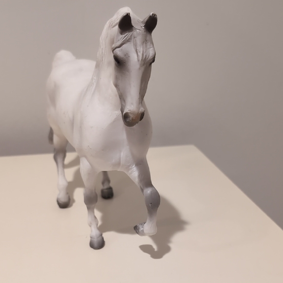 Breyer No. 475 Pluto the Lipizzanzer - Picture 4 of 13